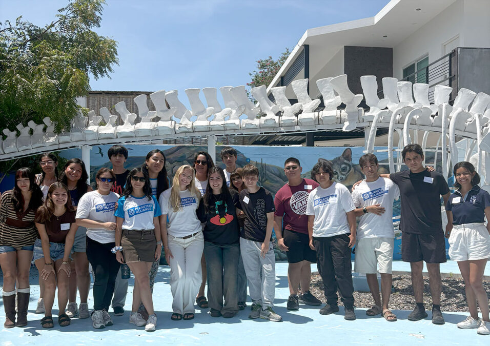 Members of EcoXipe, Californios Verdes and Guardianes del Arrecife Clubs at the Bootcamp trainings in Ecology Project international Campus